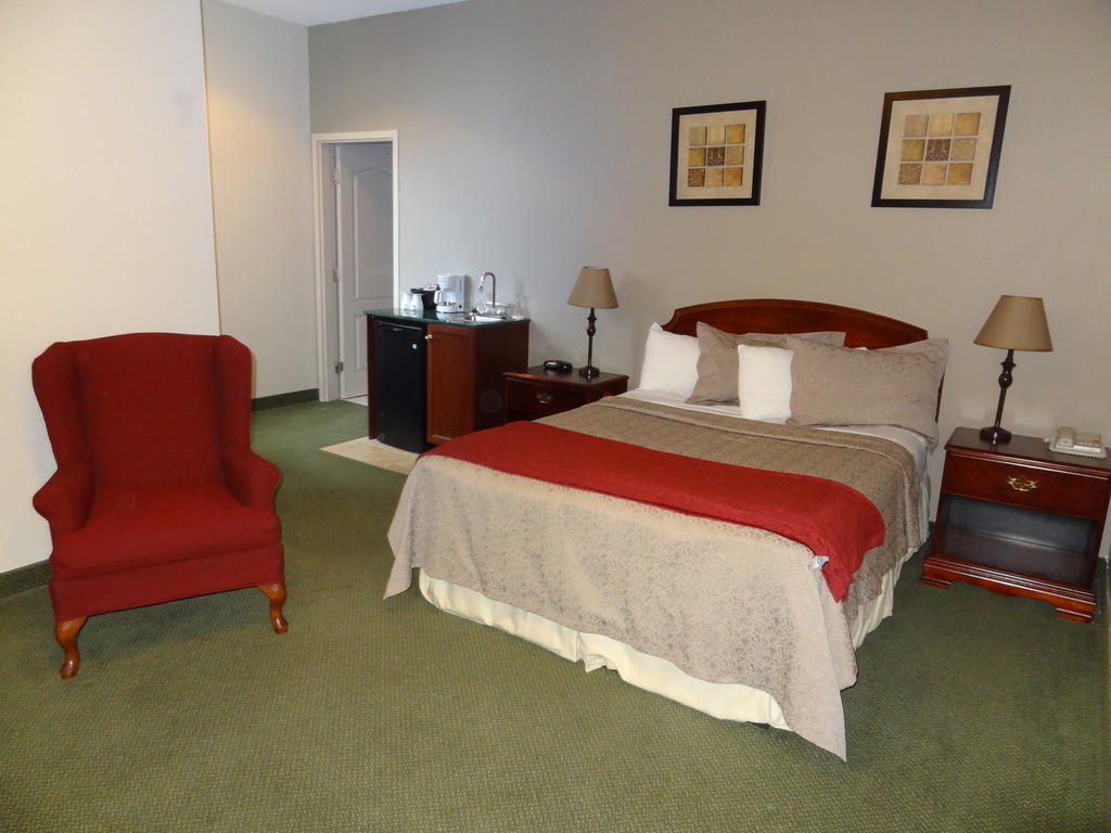 Peterborough Inn & Suites Hotel Zimmer foto